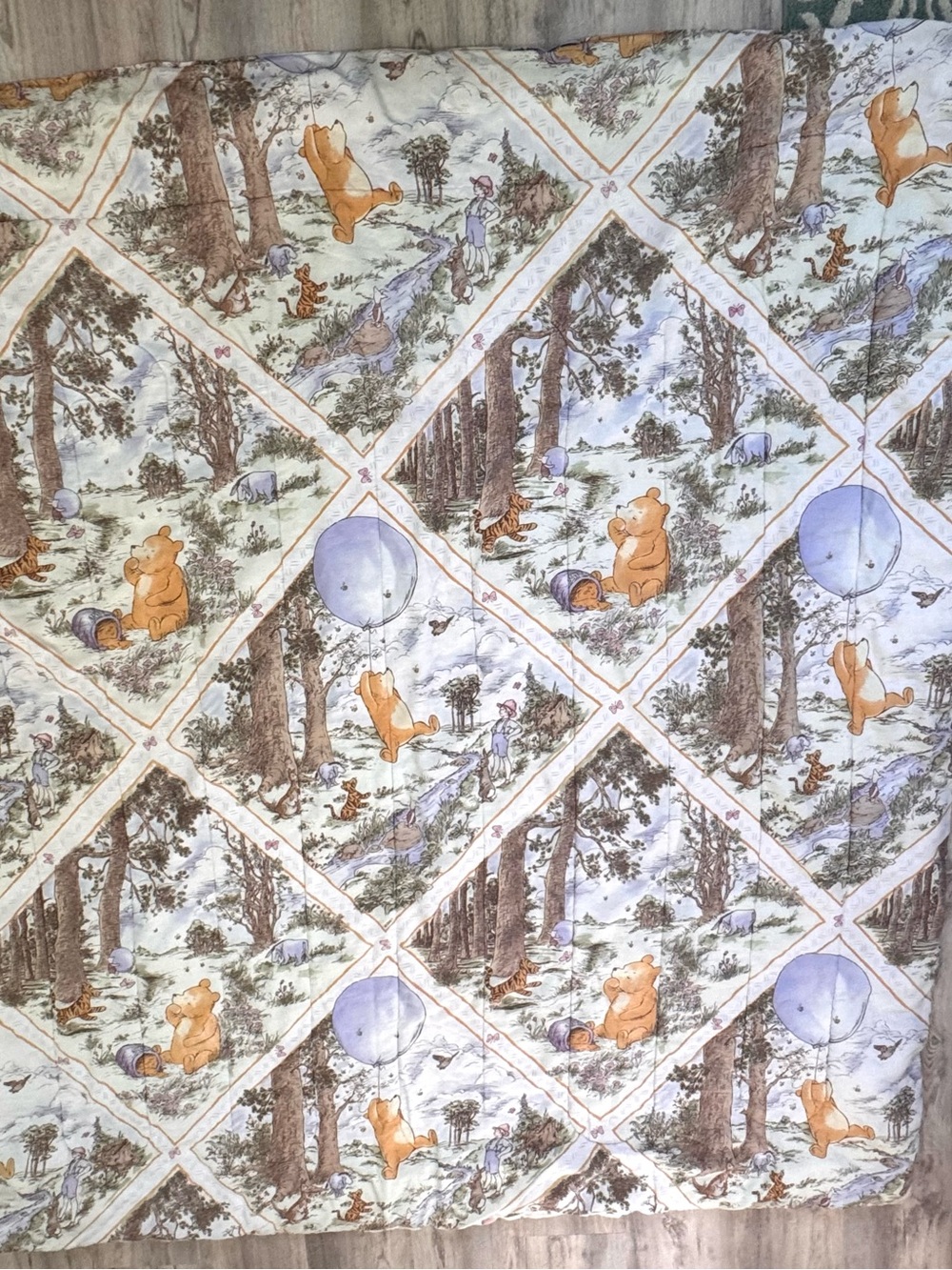 Classic Winnie the Pooh Twin Size Comforter Quilt Bedding